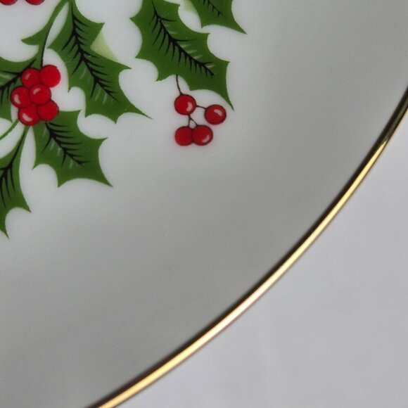 All The Trimmings 2 Tiered Tidbit Server Holly Leaves & Berries Gold Trimmed Vtg - Picture 6 of 11